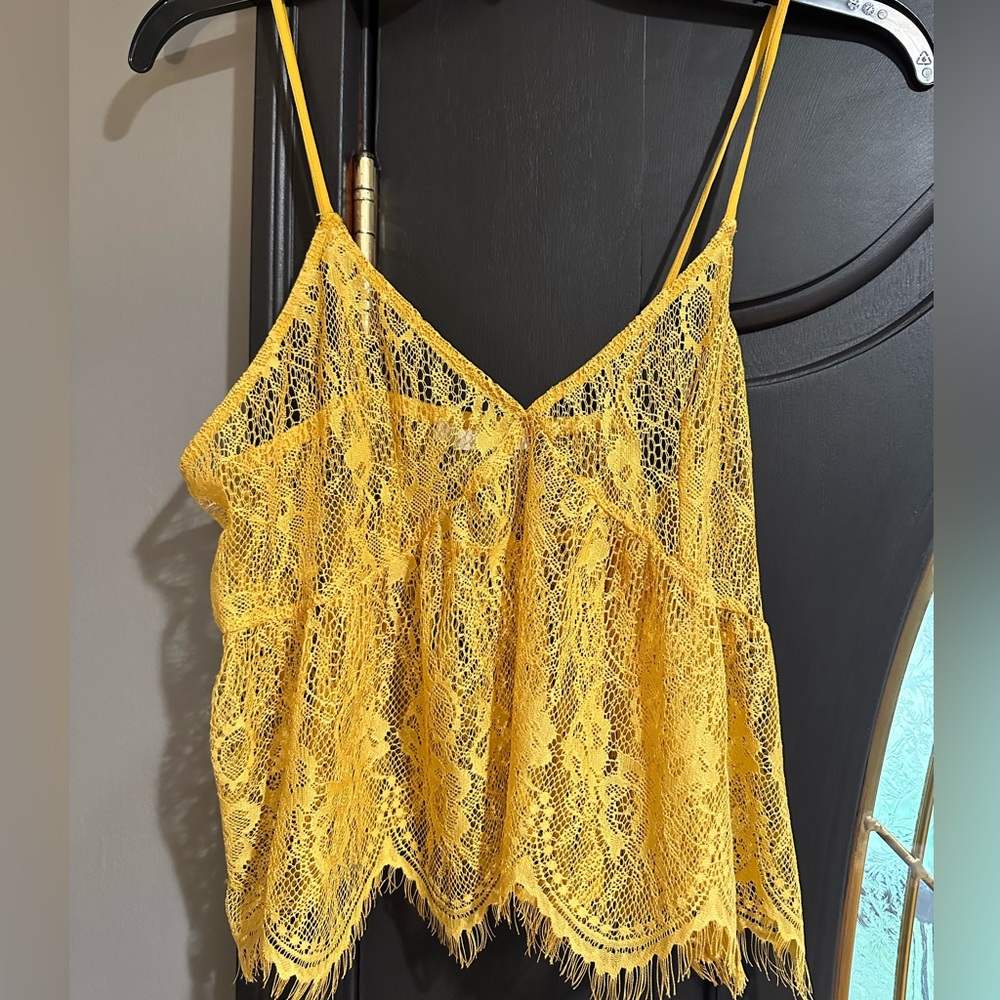 Zara gold Lace tank top